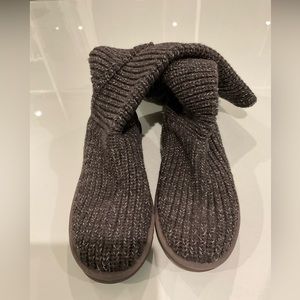 NWOT UGG SWEATER KNIT BOOTS SIZE 7